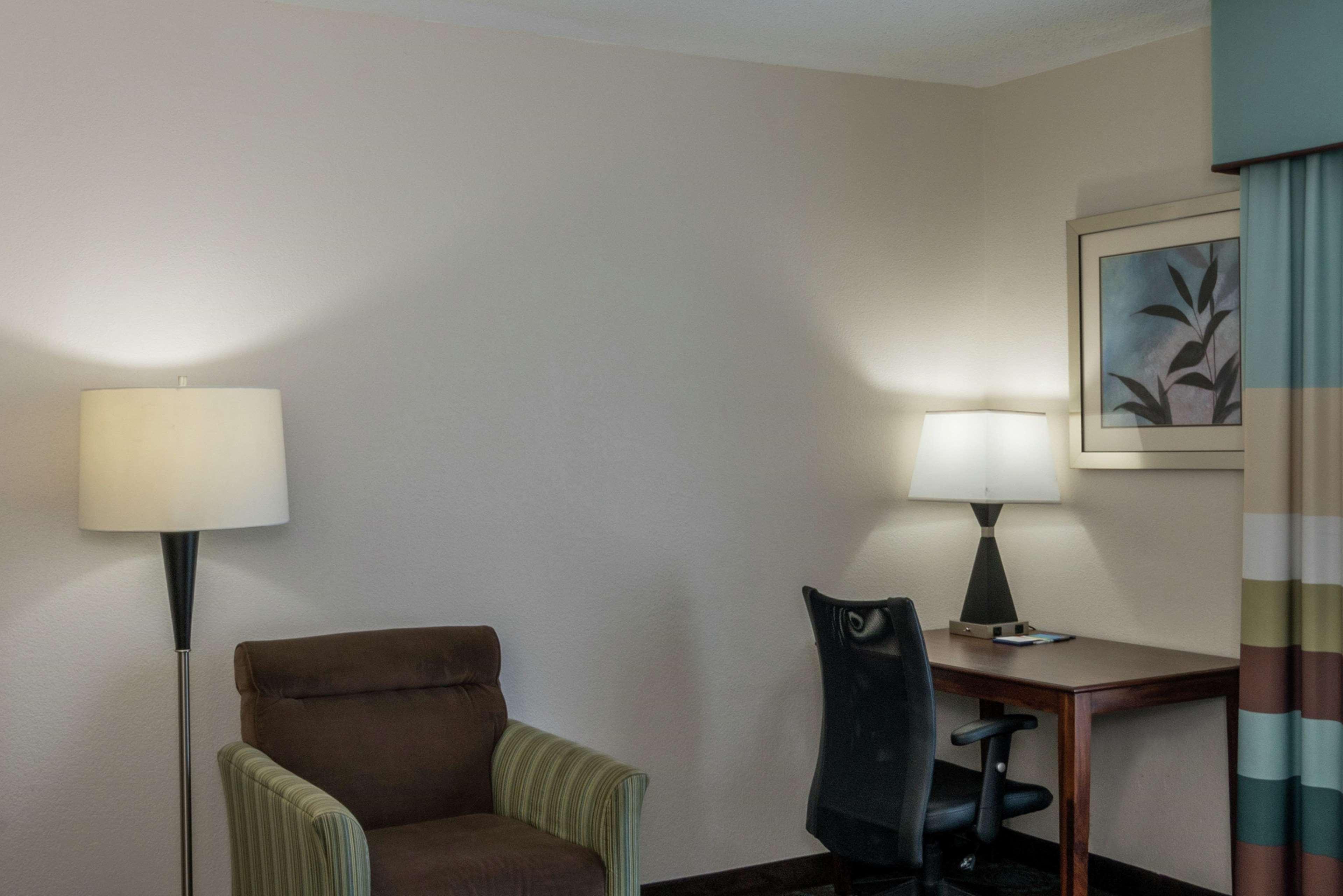 Hampton Inn Dahlgren Exterior photo