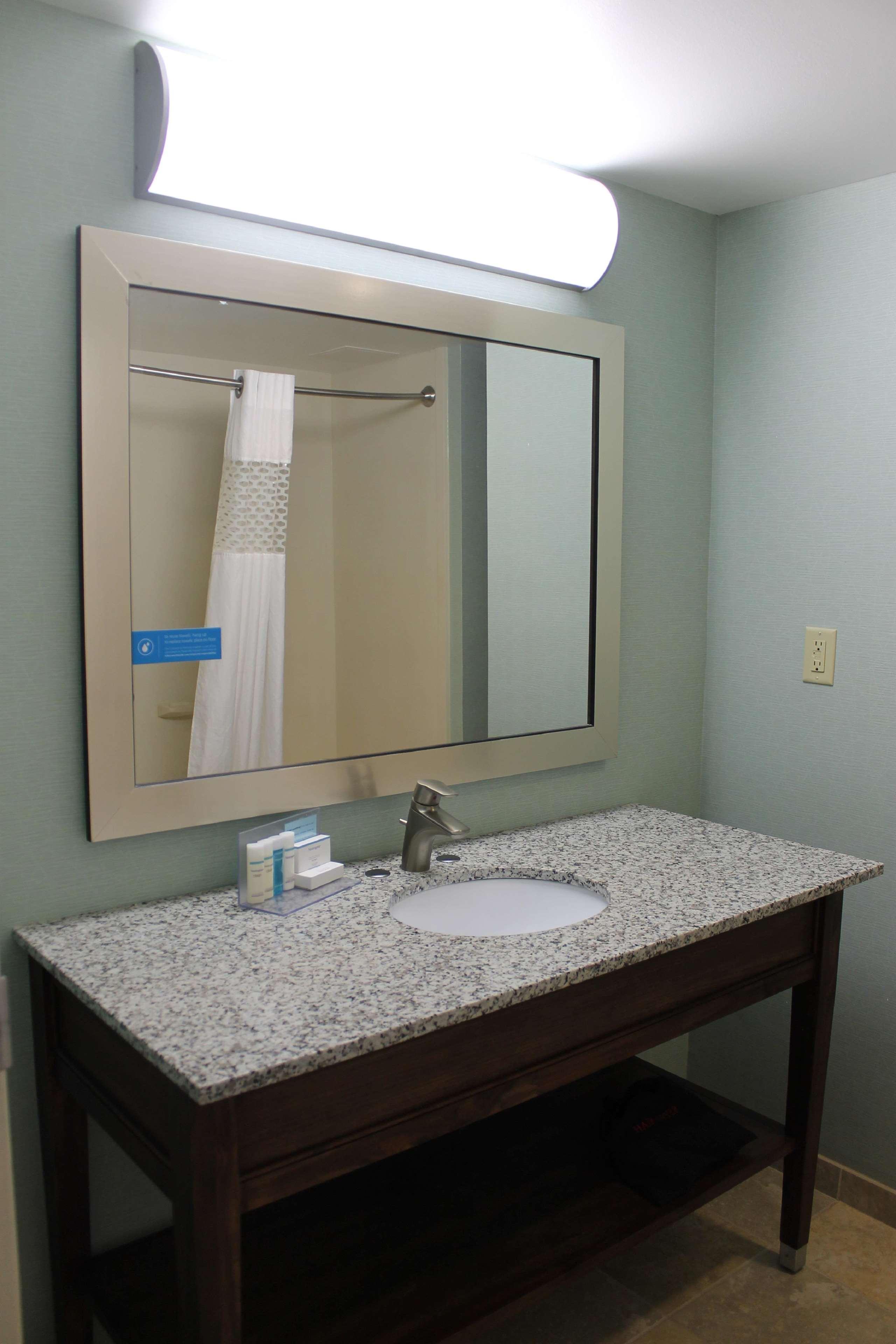 Hampton Inn Dahlgren Exterior photo