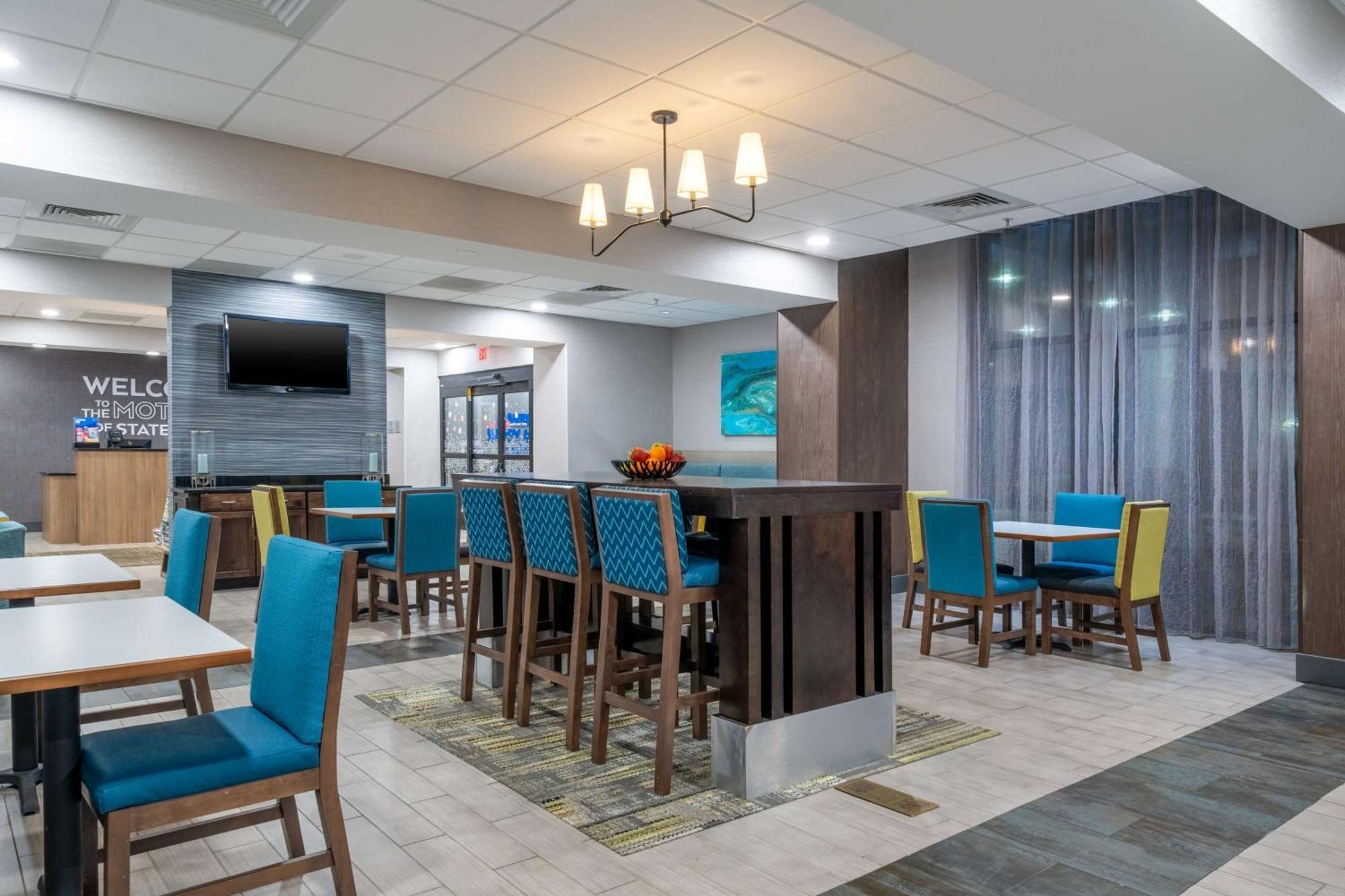 Hampton Inn Dahlgren Exterior photo